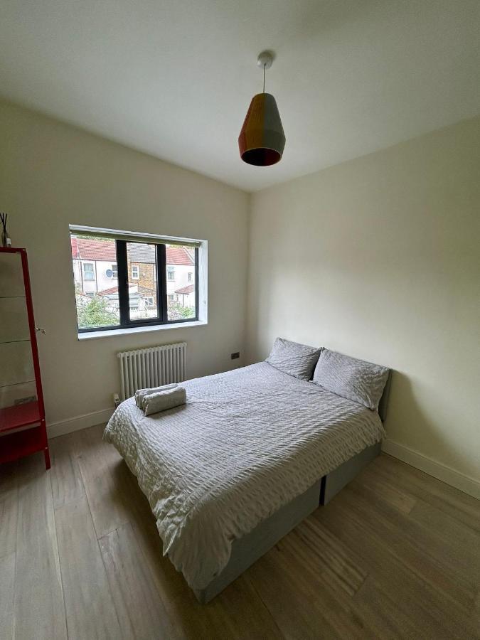 Contemporary 3 Bed House With Spacious Garden Close To Stratford & Canary Wharf London Exterior foto